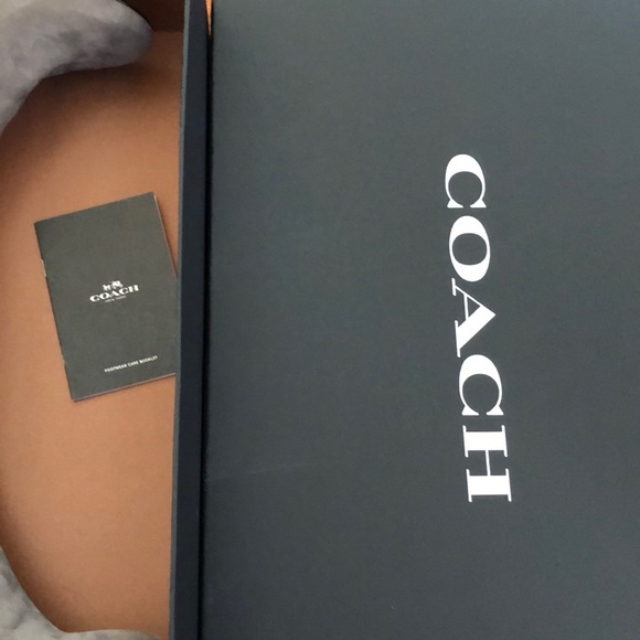 Coat boot - Picture 3 of 8